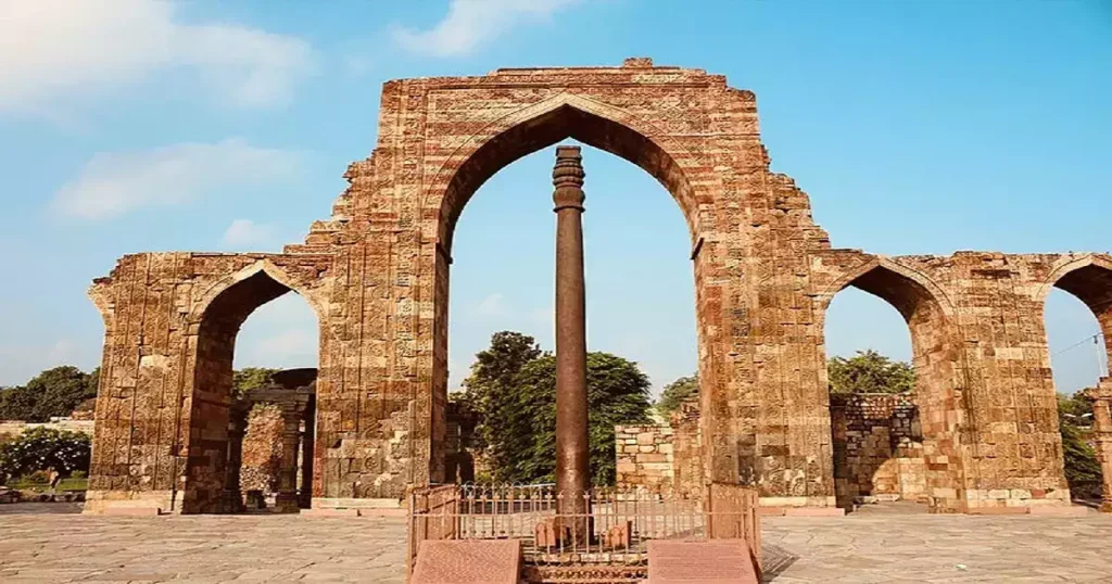 Iron Pillar in Mehrauli